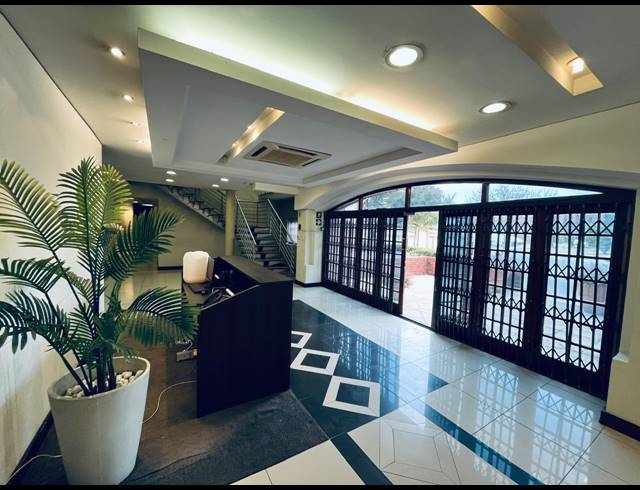 2,000M² OFFICE FOR SALE IN RANDJESPARK